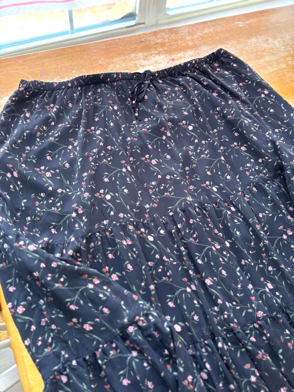 Ava & Viv Black Floral Tiered Maxi Skirt with Drawstring - Picture 2 of 7